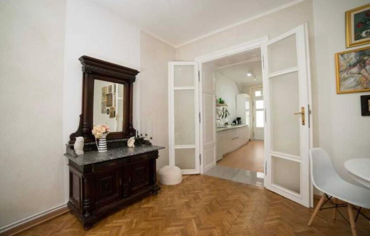 Charming Apartament City Center Timişoara Buitenkant foto